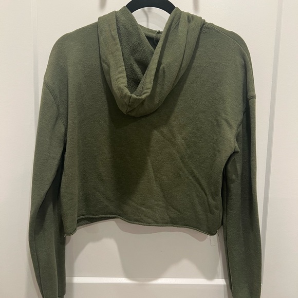 UO Military green cropped hoodie - Picture 2 of 5